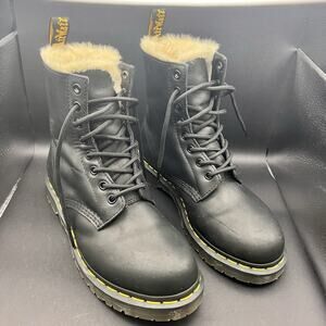 Dr. Martens Women’s Sz 8 Serena 1460 faux fur-lined lace-up boot Black Leather